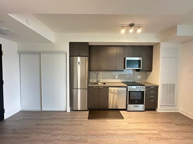 412 - 185 Deerfield Road