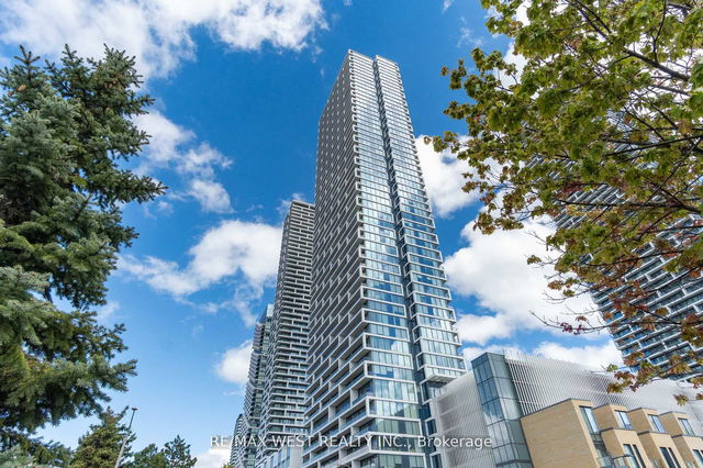 3212 - 898 Portage Parkway
