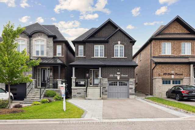223 Chelsea Crescent