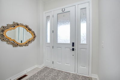 86 Selby Cres, Bradford West Gwillimbury - Bradford image-0-3