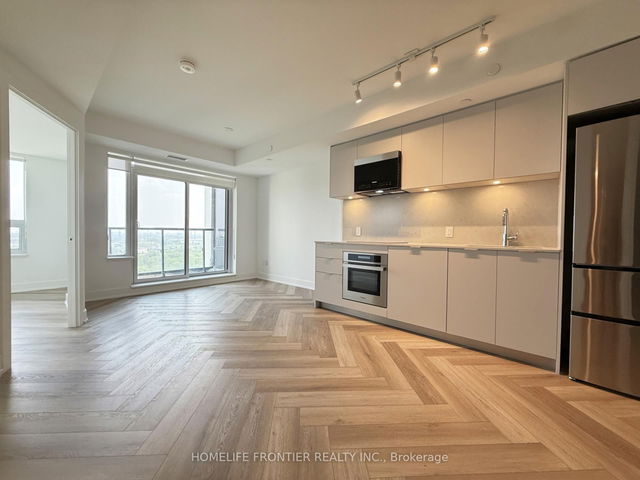 1806 - 8 Cedarland Drive