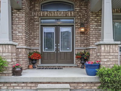 83 Mooney St, Bradford West Gwillimbury - Bradford image-0-3