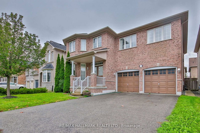 15 Briarglen Rd, Markham, L6C 2K5 | Image 2