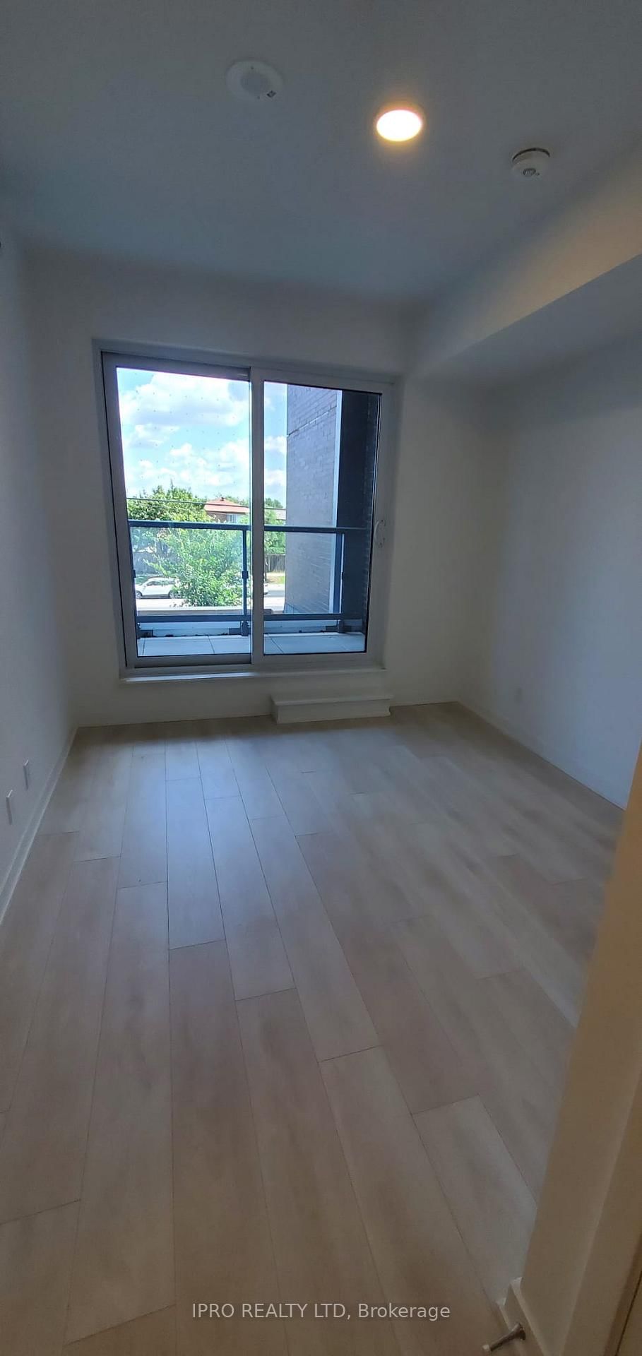 Condo for sale at 210-7950 Bathurst Street, Vaughan, Beverley Glen, L4J 0L4 - MLS: N12215899