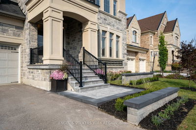 24 James Stokes Crt, King - King City image-0-3