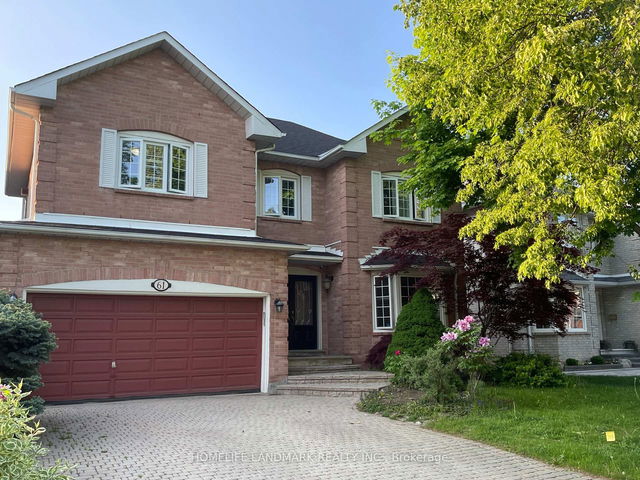 61 Mary Elizabeth Crescent