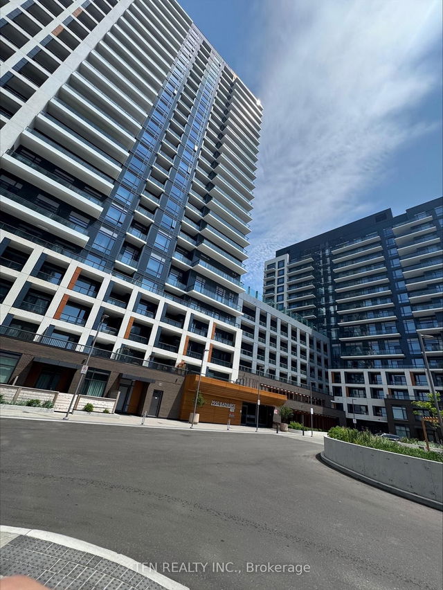 1417 - 7950 Bathurst Street