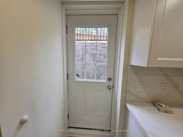66 Morrison Crescent