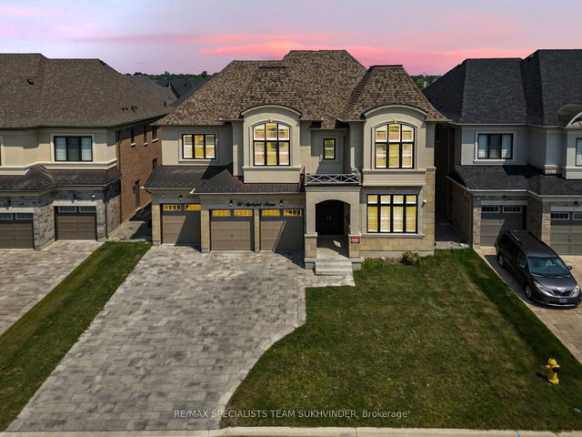50 Appleyard Avenue