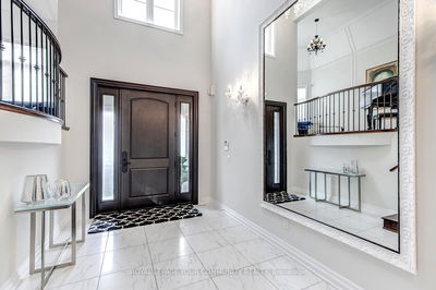 56 Ria Crt, King - King City image-0-1