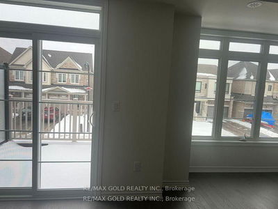 47 Montrose Blvd, Bradford West Gwillimbury - Bradford image-0-3