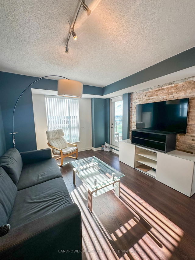 504 - 75 Norman Bethune Avenue