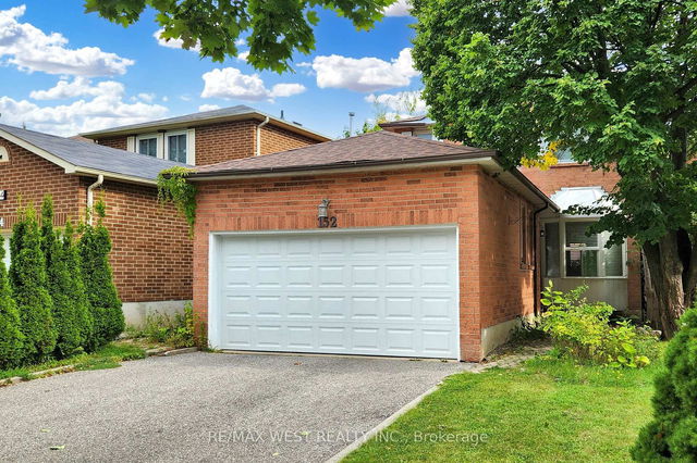 Main & Second Floor - 152 Don Head Village Boulevard