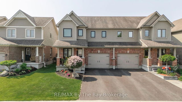182 Banting Crescent