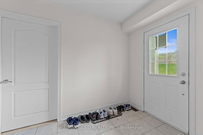 Unit 25 — 10 Porter Ave, Vaughan - West Woodbridge image-0-4