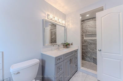60 Noble Dr, Bradford West Gwillimbury - Bradford image-0-4