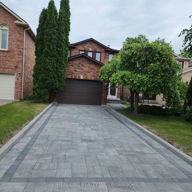 31 Cougar Court