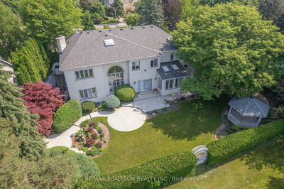23 Fairway Heights Cres, Markham - Bayview Fairway-Bayview Country Club Estates image-0-2