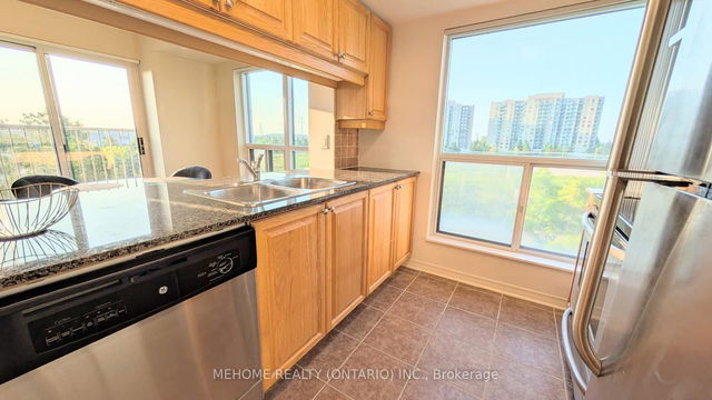 306 - 185 Oneida Crescent