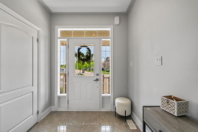 186 Romanelli Cres, Bradford West Gwillimbury - Bradford image-0-2