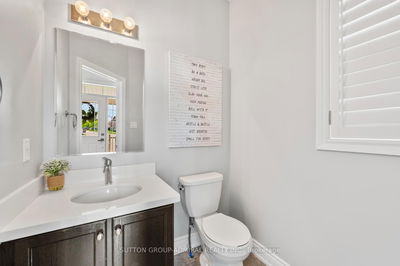 186 Romanelli Cres, Bradford West Gwillimbury - Bradford image-0-4