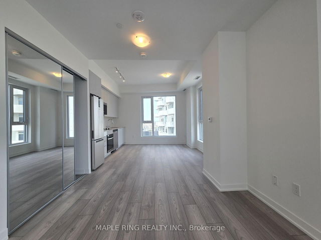 606 - 474 Caldari Road