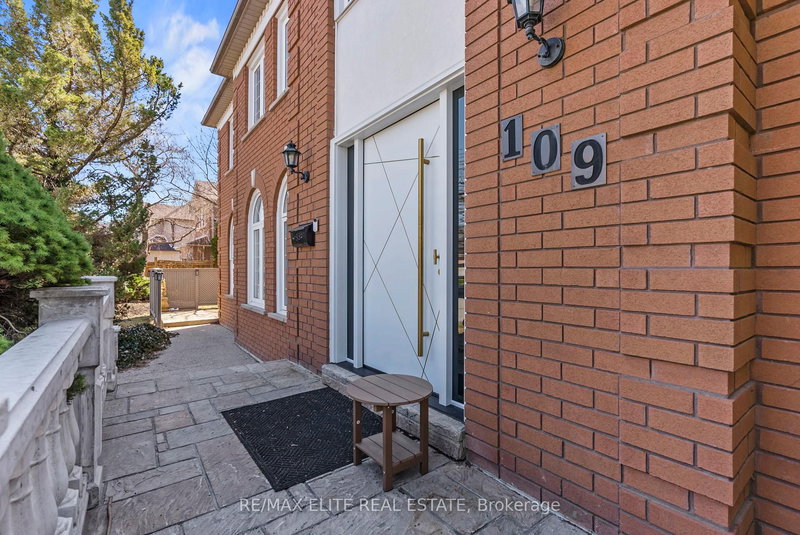 109 Angelina Ave, Vaughan, L4L 8N9 | Image 3