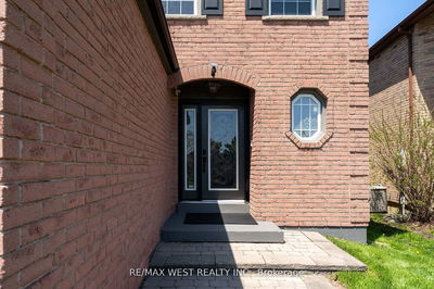 226 Austin Dr, Markham - Unionville image-0-3