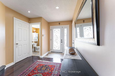 226 Austin Dr, Markham - Unionville image-0-4