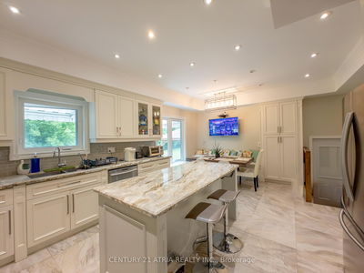 2 Norwich Dr, Markham - Raymerville image-0-1