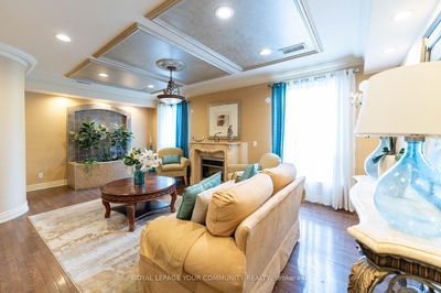 Unit 619 — 1 Maison Parc Crt, Vaughan - Lakeview Estates image-0-2