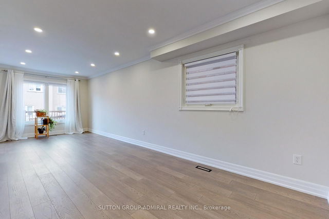 16 Opera Place