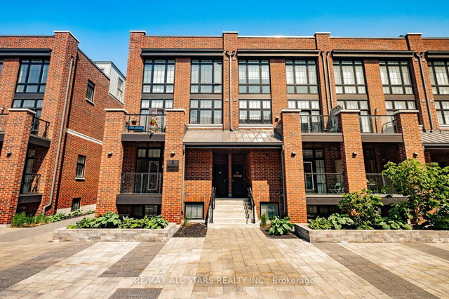 218 - 1 Whitaker Way