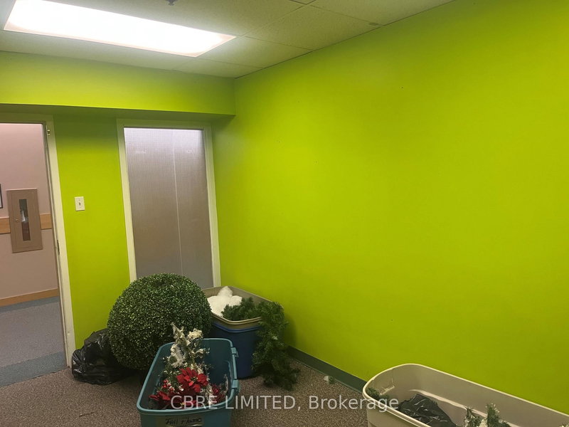 203 - 2900 Steeles Ave, Markham, L3T 4X1 | Image 3