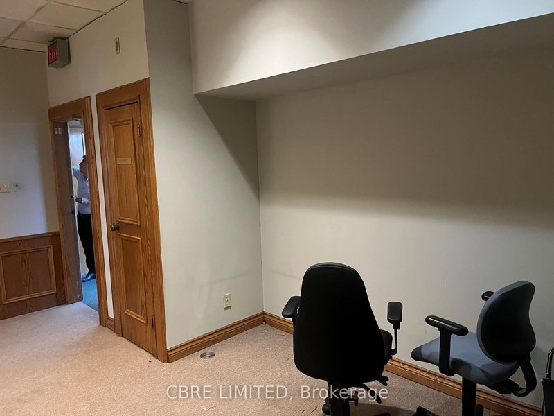 216 - 2900 Steeles Ave, Markham, L3T 4X1 | Image 3