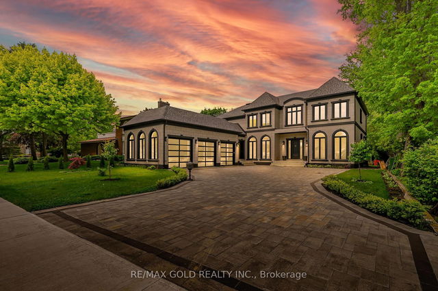 48 Sylvadene Parkway
