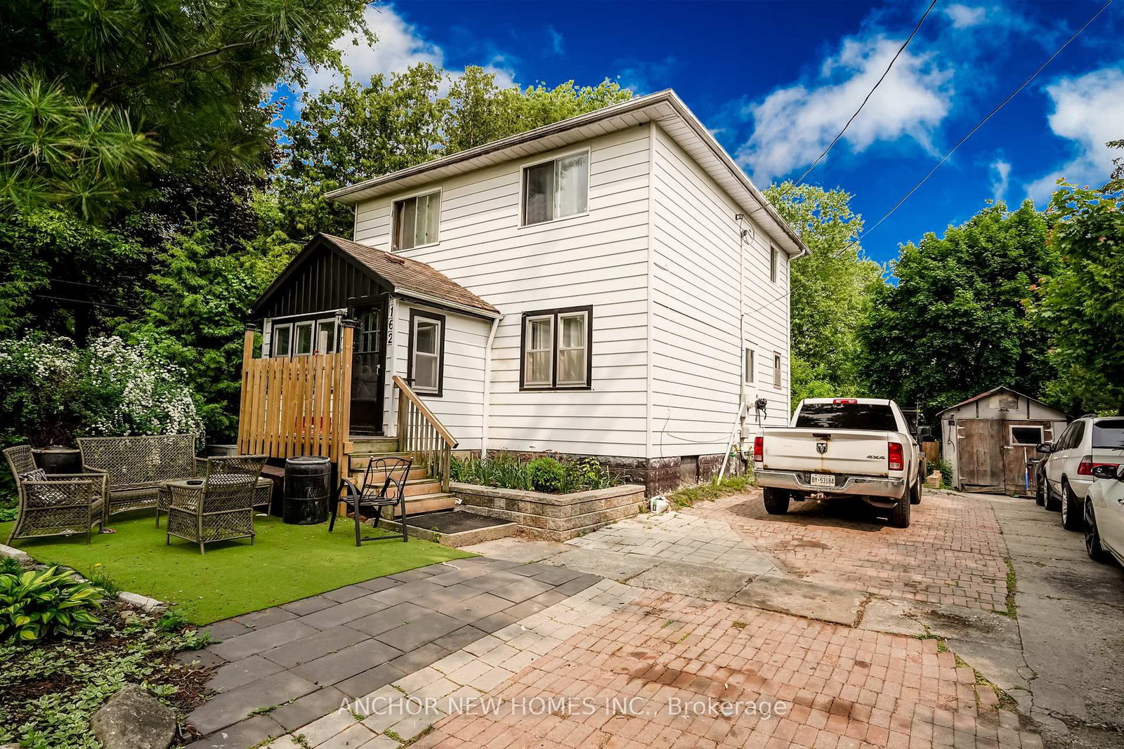 Listing Image 3