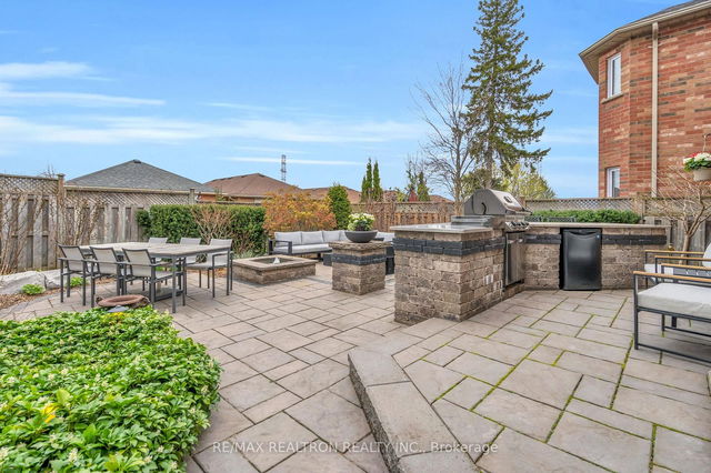 514 Menczel Crescent