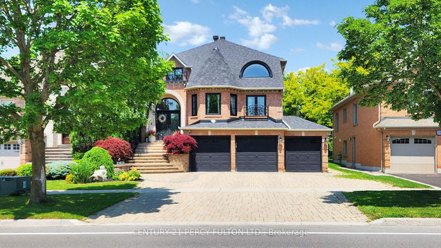 207 Shaftsbury Avenue