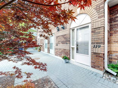 Unit 119 — 12439 Ninth Line, Whitchurch-Stouffville - Stouffville image-0-1