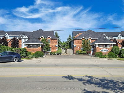 Unit 119 — 12439 Ninth Line, Whitchurch-Stouffville - Stouffville image-0-2