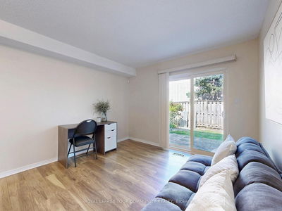 Unit 119 — 12439 Ninth Line, Whitchurch-Stouffville - Stouffville image-0-4