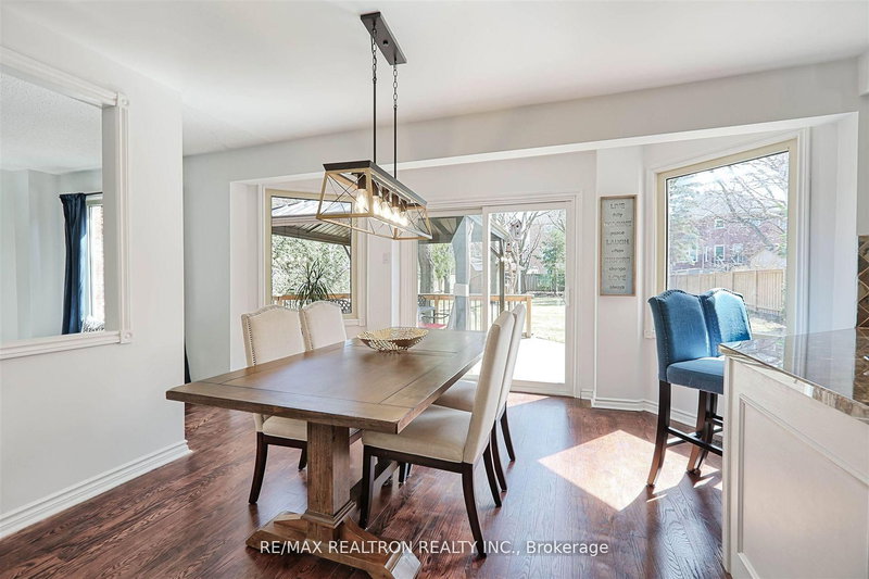 236 McCaffrey Rd, Newmarket, L3X 1J3 | Image 2