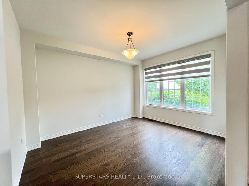 19838 Leslie St, East Gwillimbury, L9N 0S2 | Image 3