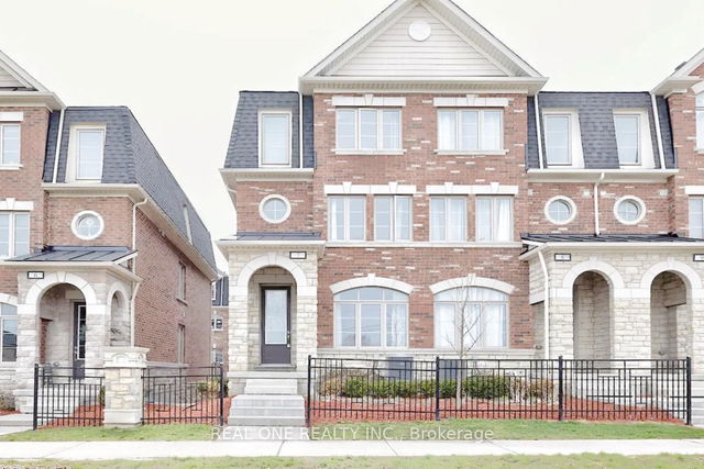7 - 1331 Major MacKenzie Drive