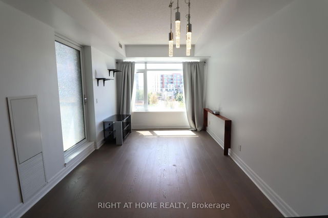 402 - 8130 Birchmount Road