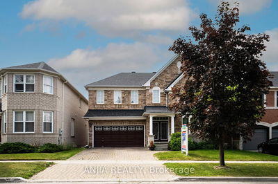73 Winston Castle Dr, Markham - Berczy
