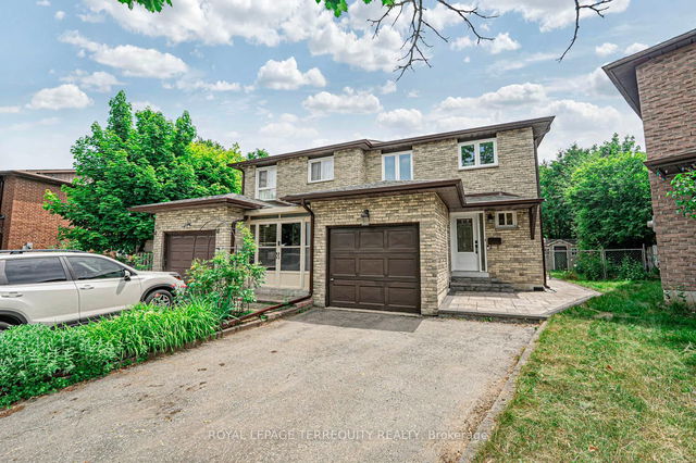 40 Pepperell Crescent