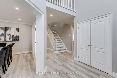 95 Princeton Gate, Vaughan - Maple image-0-3