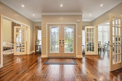 2 Waterford Lane, Whitchurch-Stouffville - Rural Whitchurch-Stouffville image-0-2